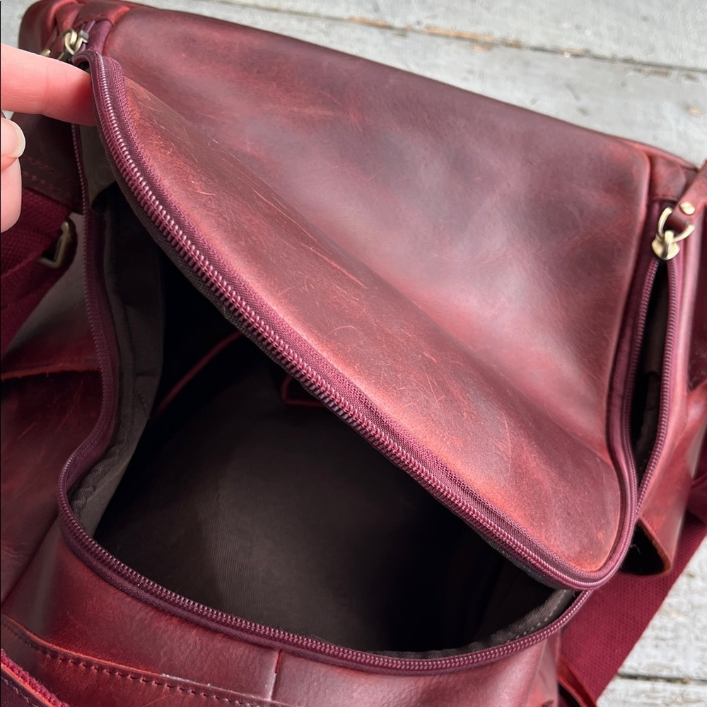 Chic Red Leather Backpack - Picture 6 of 14